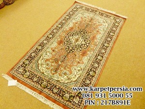 Handmade Kashmir, Karpet Handmade, Oriental rug, silk rug, karpet sutra, karpet hand knot, permadani handmade terbaik