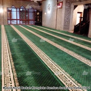 karpet masjid bandara soetta