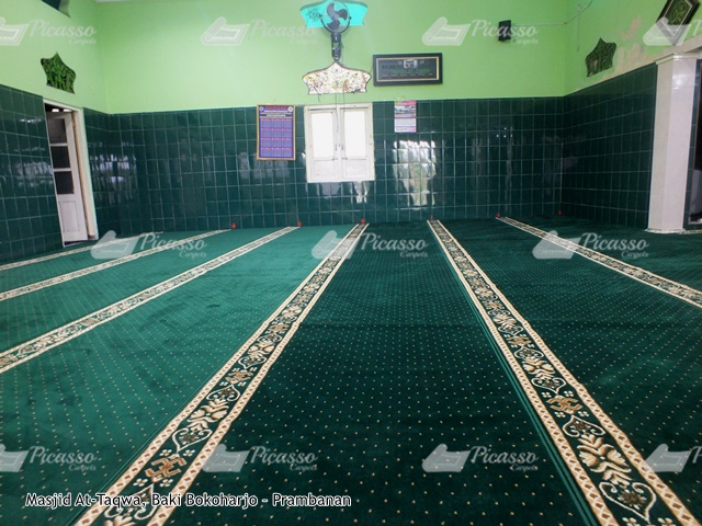 karpet masjid hijau prambanan