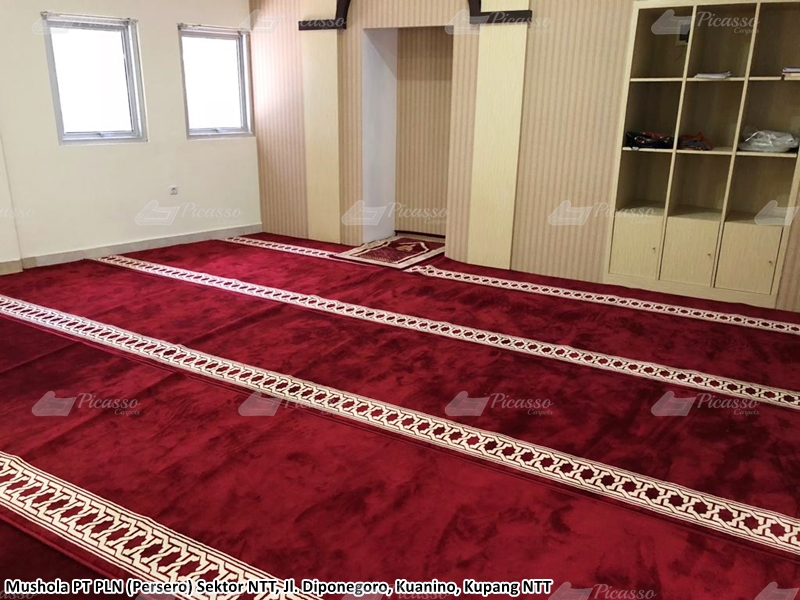 karpet masjid merah, kupang ntt