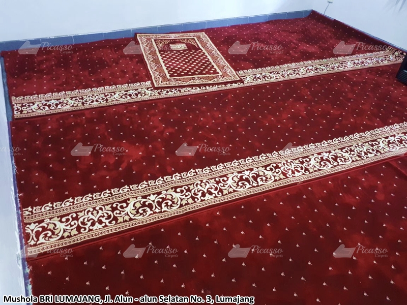 Karpet Masjid Merah Lumajang