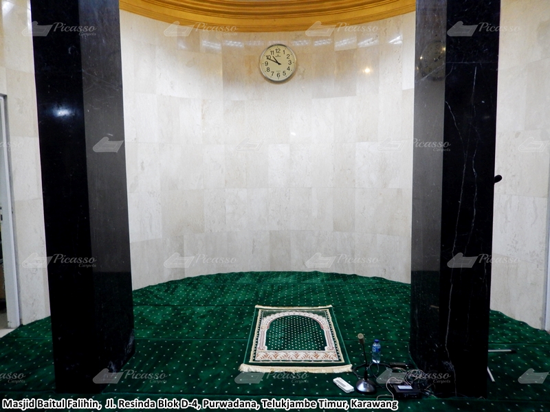 karpet masjid hijau, teluk jambe timur, karawang