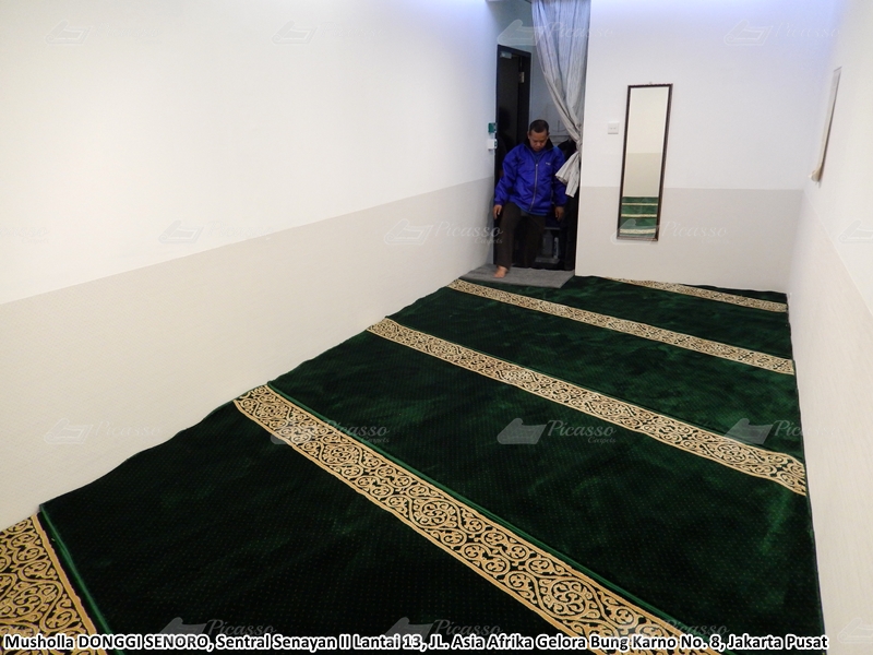 karpet masjid hijau, senoro, jakarta