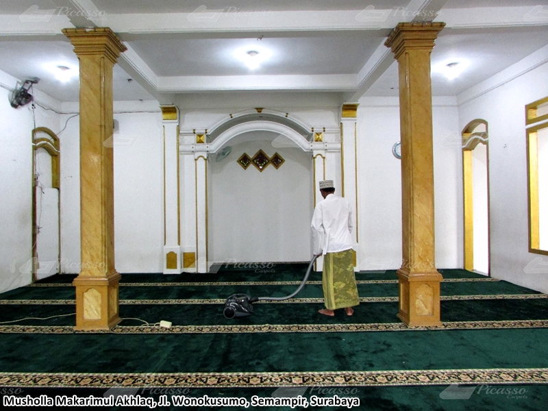 karpet masjid hijau, surabaya