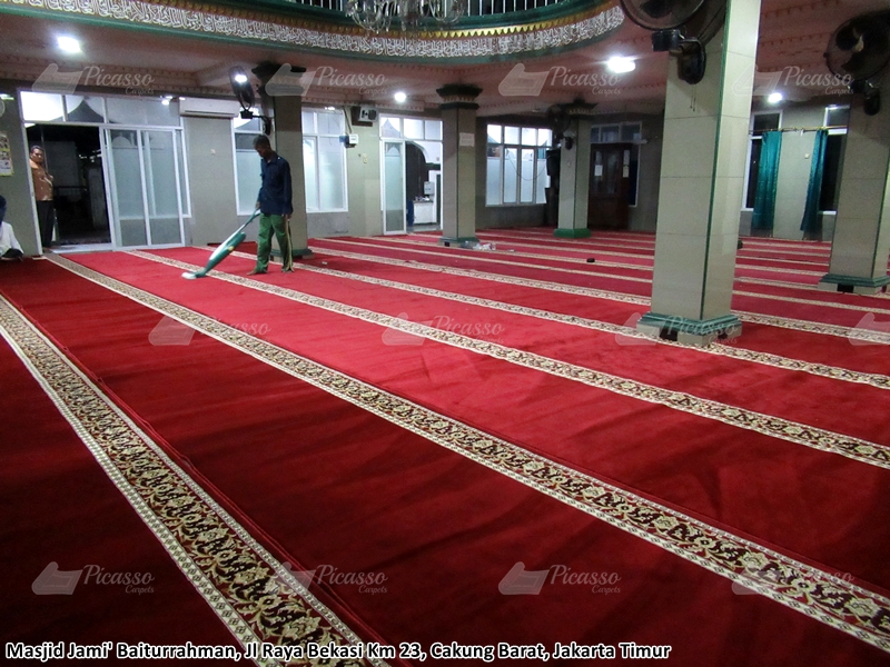 karpet masjid merah jakarta timur