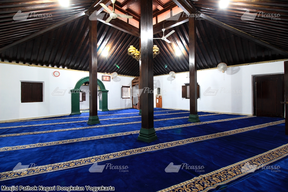 karpet masjid biru jogja