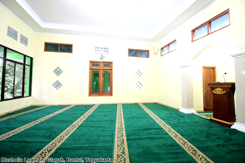 karoet masjid hijau