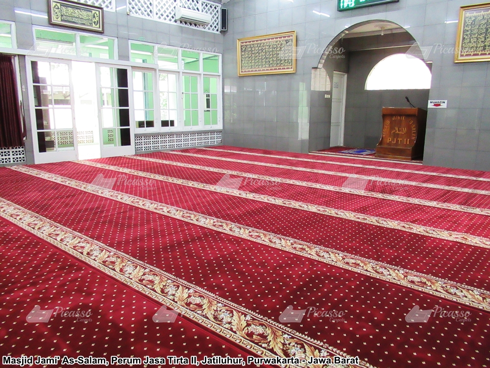 karper masjid merah