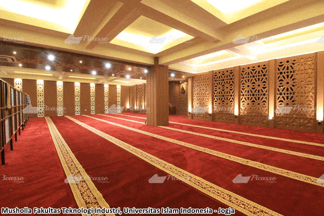 Karpet Masjid Fakultas Teknologi Industri – UII Jogja